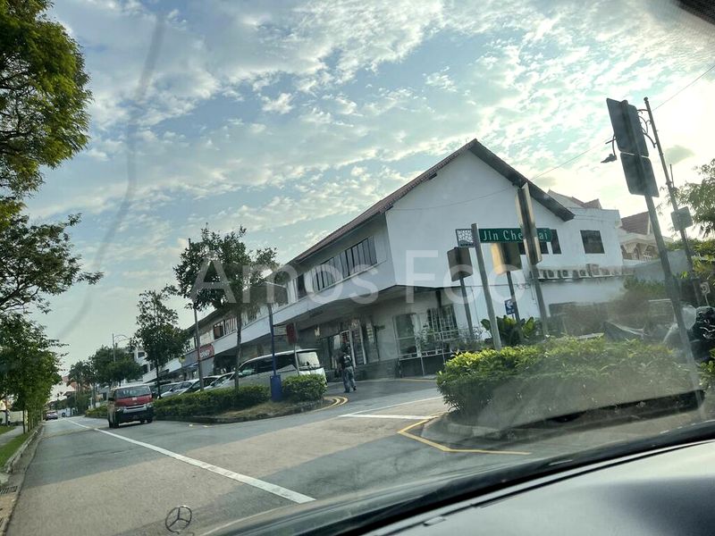5 Bed Semi-Detached House (Landed) for Sale in  Seletar Hills Estate - Image 4